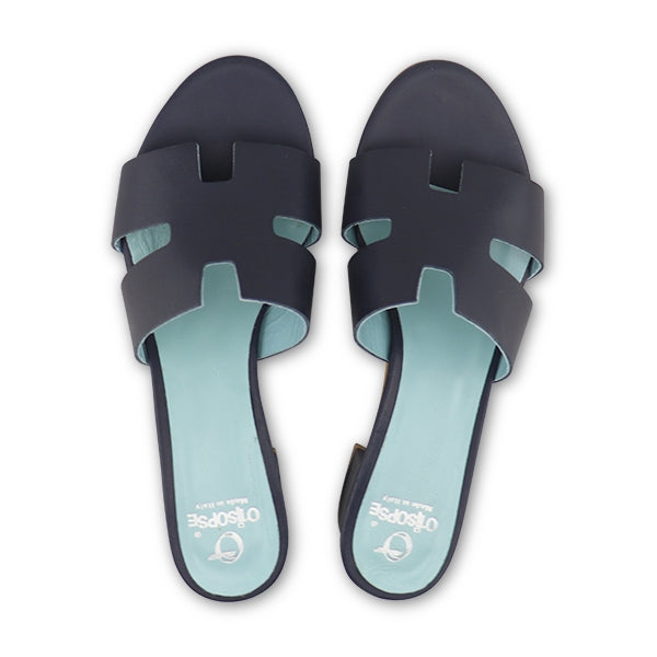 Ciabatta blu scuro in pelle tacco 30