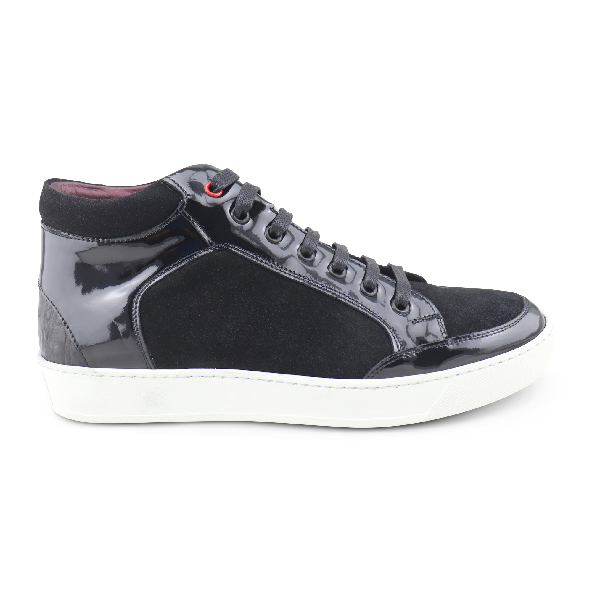 Sneakers camoscio e vernice nero