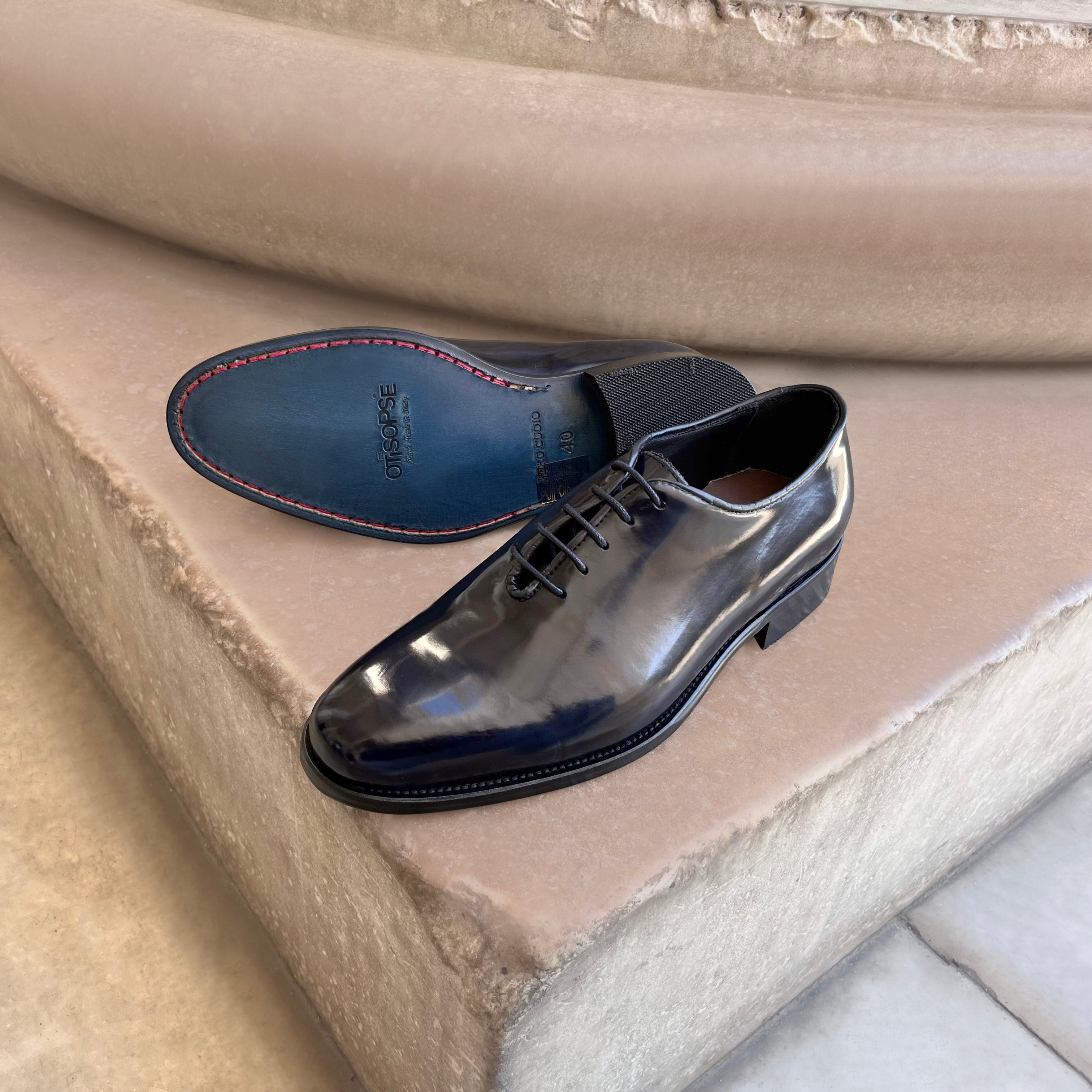 Blue polished leather Oxford shoes