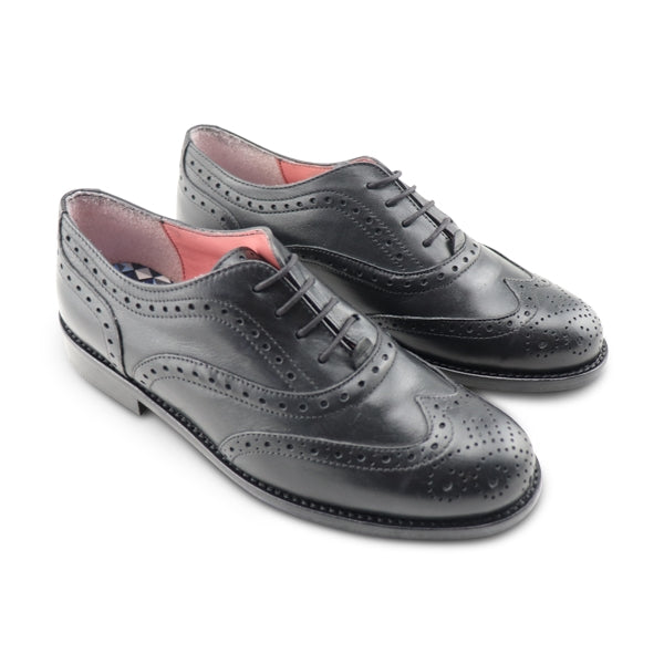 Oxford shoes in black leather for women – Otisopse