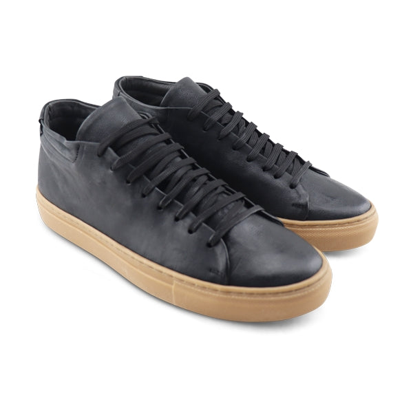 Sneakers alta in pelle nero