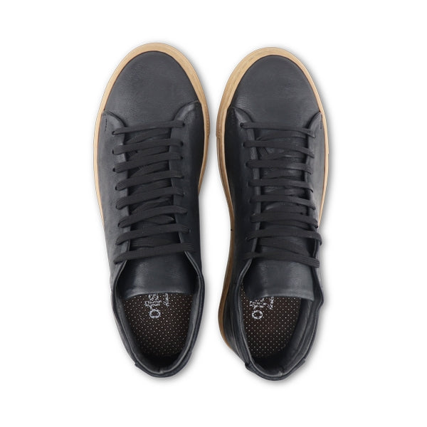 Sneakers alta in pelle nero