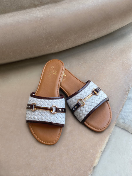 White braided sandals with dark brown finish