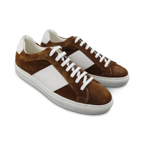 Sneakers in camoscio color tabacco e nappa bianco